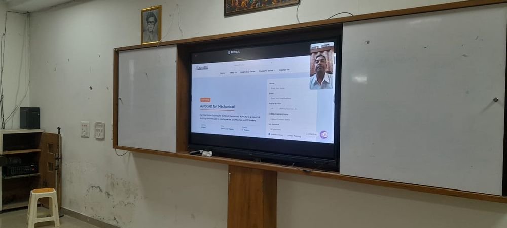 Trainer leading a session